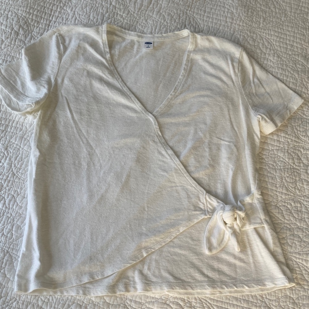 Old Navy White Wrap Tee, medium